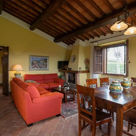Villa Spacious At Lombriciano Tuscany With Pool Cortona