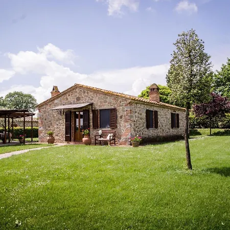 Villa Spacious At Lombriciano Tuscany With Pool Cortona