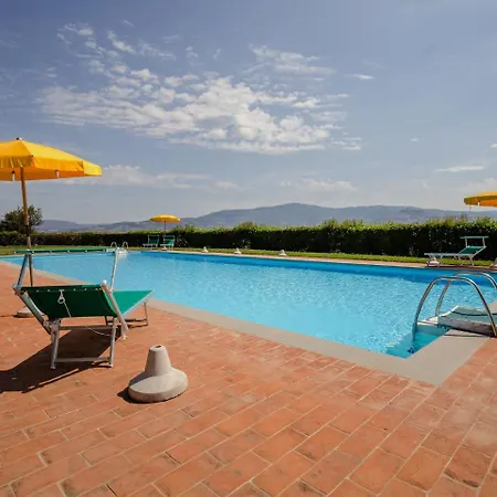 Villa Spacious At Lombriciano Tuscany With Pool Cortona